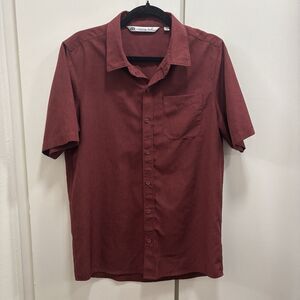 Travis Mathew Shirt Men’s Sz Medium Red Short Sleeve Button Up Preppy Pocket